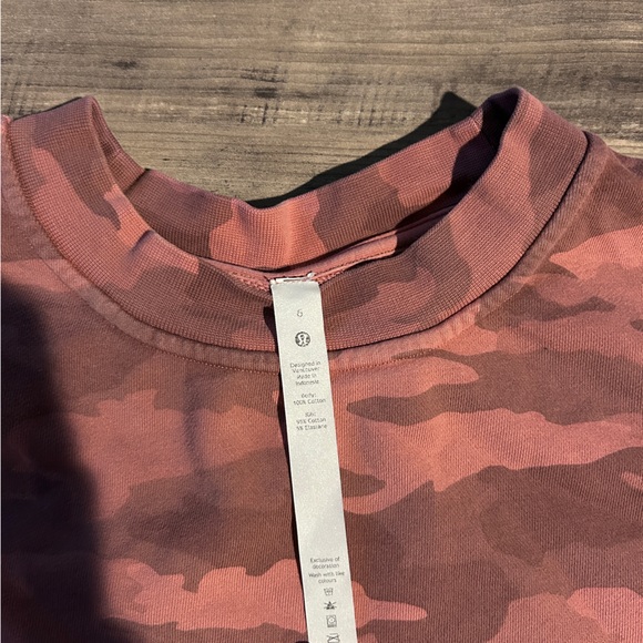 Lululemon Perfectly Oversized Crew. Size 6. - Picture 3 of 5